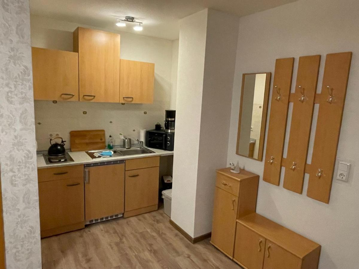 Zum Bergschloesschen Apartamento Gilserberg Exterior foto