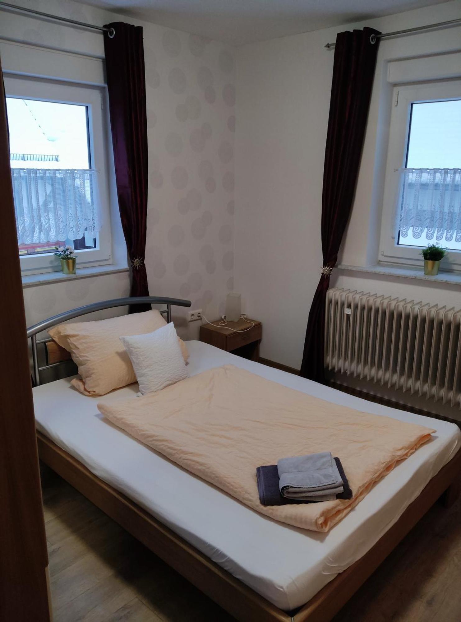 Zum Bergschloesschen Apartamento Gilserberg Exterior foto